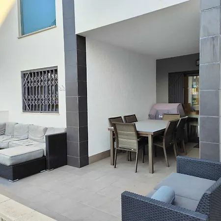 Apartment Oasis Danuria *